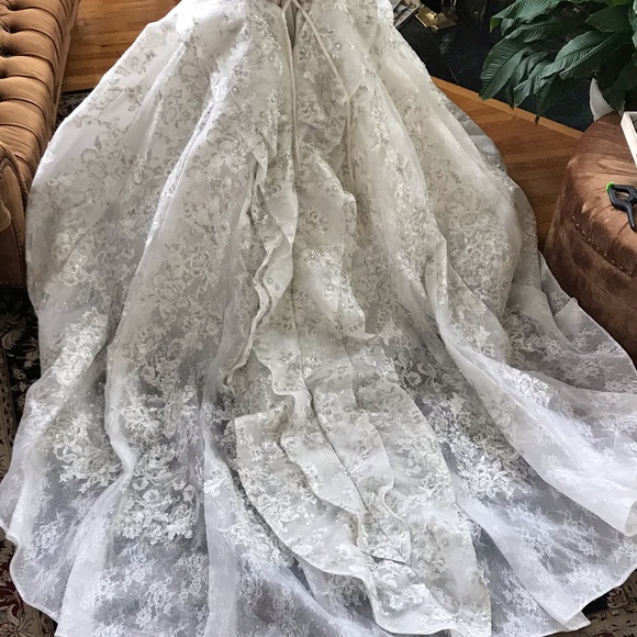 COPY - European princess Ballgown size 8-12 White - Picture 10 of 14